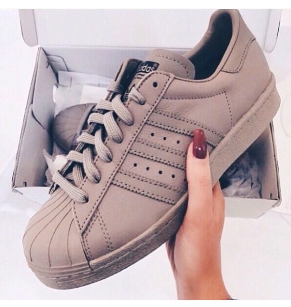 adidas superstar taupe