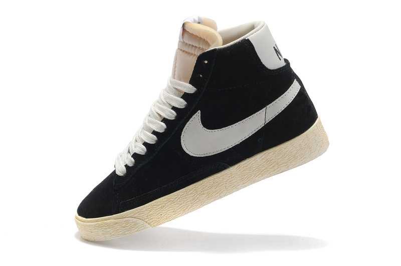 chaussure nike homme blazer